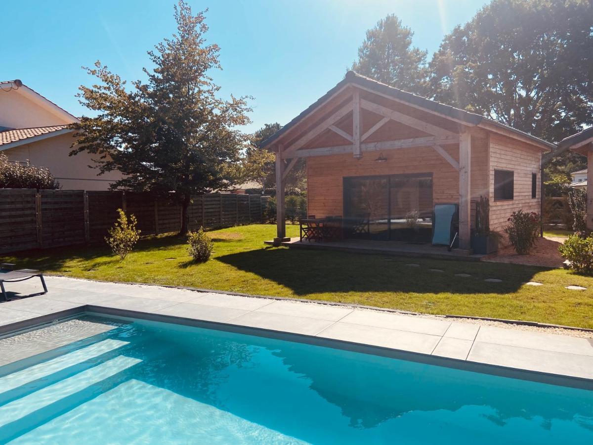 CHALET MONTANA - AU COTTAGE DU MEDOC - Proche de BORDEAUX Saint-Aubin-de-Médoc Exterior foto