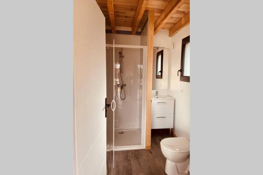 CHALET MONTANA - AU COTTAGE DU MEDOC - Proche de BORDEAUX Saint-Aubin-de-Médoc Exterior foto